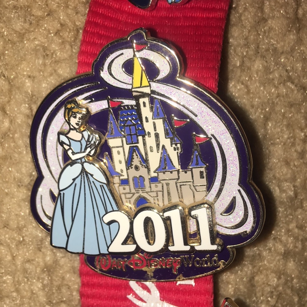 Disney Pin